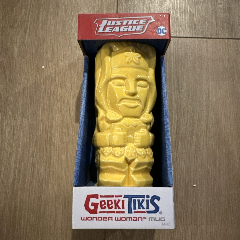 Justice League Geeki Tikis WONDER‎ WOMAN ceramic mug 14oz Tiki Yellow NEW